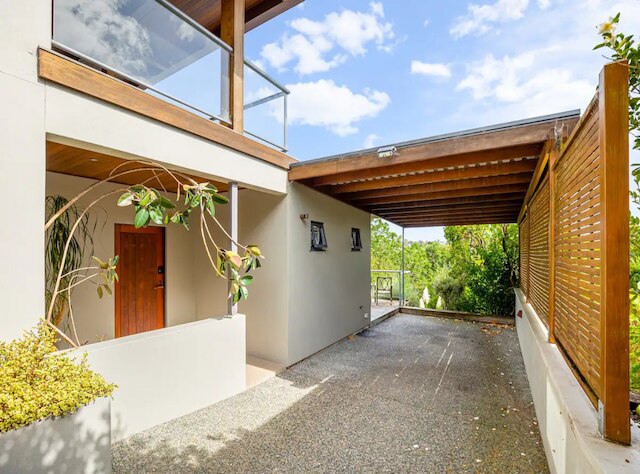 スタイリッシュ アンド セリーン リビング イン コヒマラマ