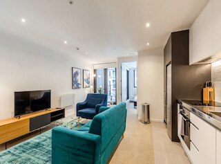 セントラル & モダン 2 ベッドルーム  アパートメント