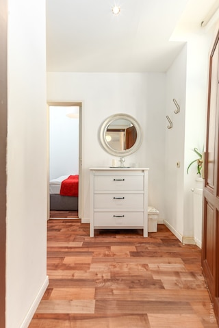 豪華で明るい、市内中心部まで徒歩5分