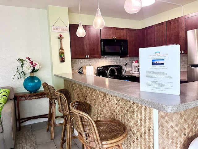 ティキ アリイ リトリート ブレーステイキング アイランド ビューズ