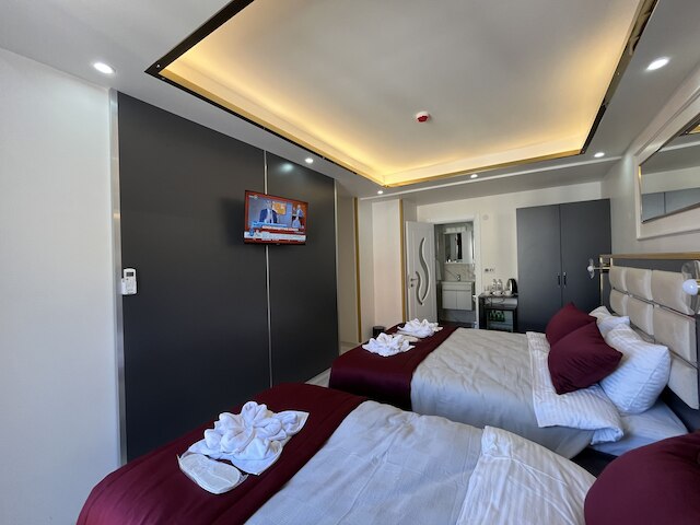 ラレ・スルタンホテル