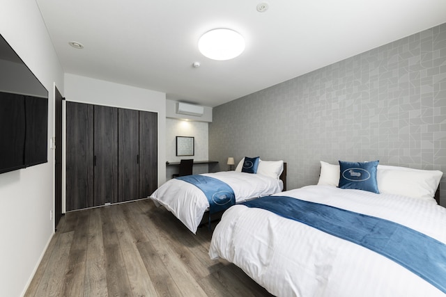 CONTRAIL -Ezo Fuji foothills-