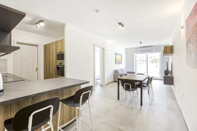 グジラ スイート 14