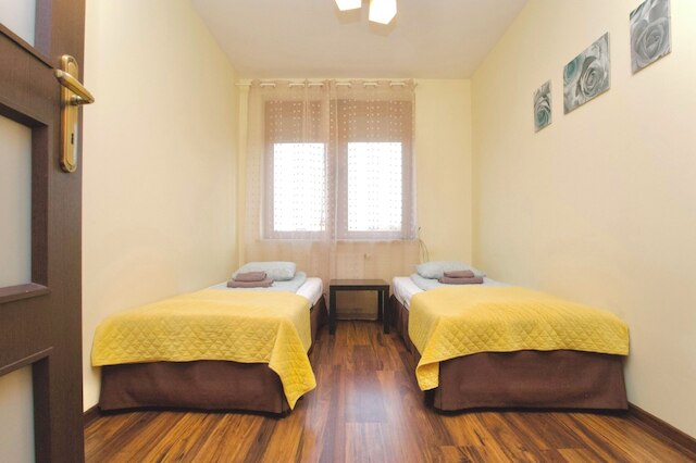 6人用の家族向けアパートメント