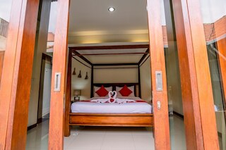 タマン・バリ・ヴィラ・デウィ・スリ