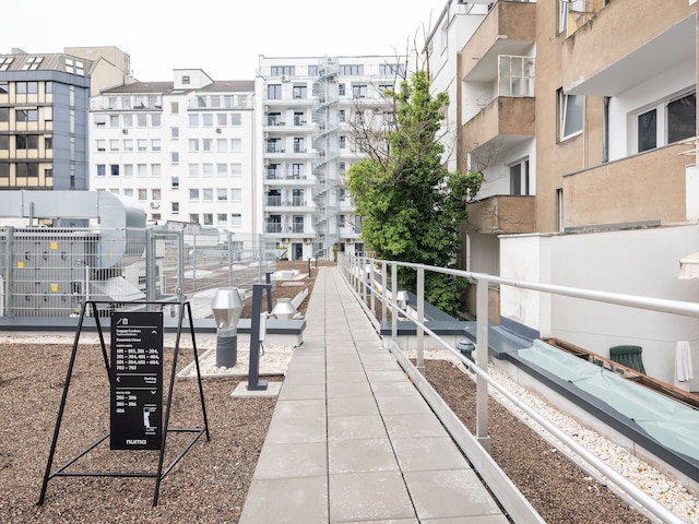 ヌマ デュッセルドルフ レオ