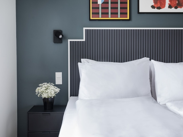 ヌマ デュッセルドルフ レオ