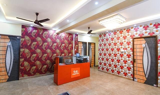 ファブエクスプレス コンフォート イン