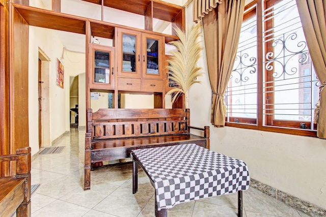 ホテル O ホワイト ハウス シャリア