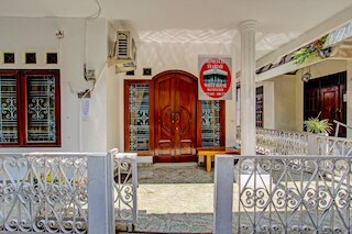 ホテル O ホワイト ハウス シャリア