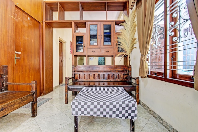 ホテル O ホワイト ハウス シャリア