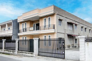 ホテル O ポンドック ムリア シャリア