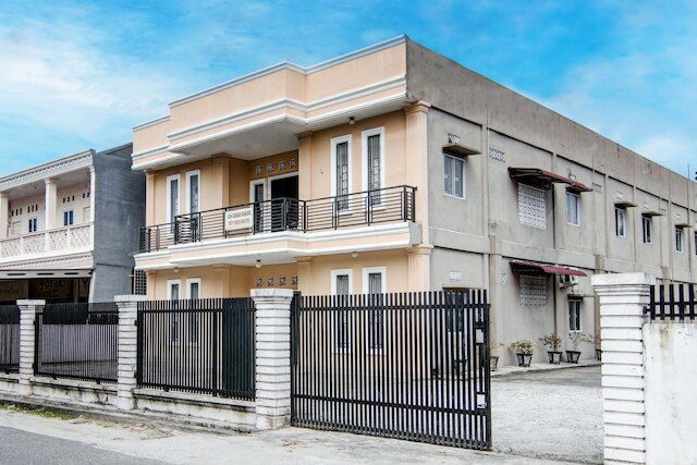 ホテル O ポンドック ムリア シャリア