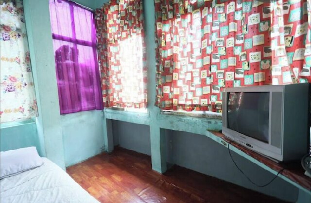 ホテル O ジョヨアキス 2 ホームステイ シャリア ニア モール ナゴヤヒル