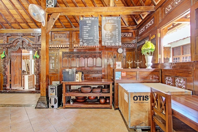 Capital O 92894 グリヤ ラティファ ホームステイ シャリア