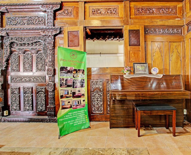 Capital O 92894 グリヤ ラティファ ホームステイ シャリア