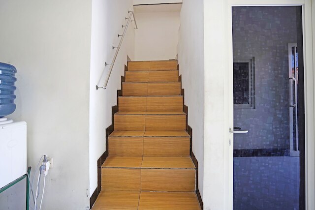 ホテル O ルビー ホームステイ シャリア