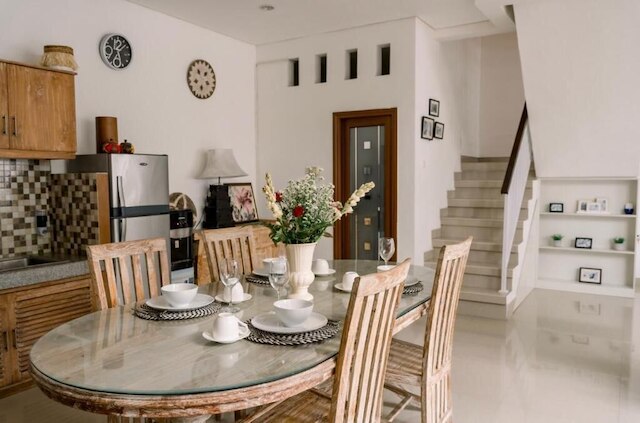 タマン・バリ・ヴィラ AR セミニャク