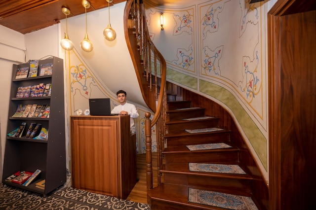 ヴァレリアアンティーク1892スルタンアフメット