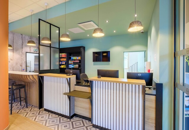 "B&Bホテル ニース スタジアム リビエラ"