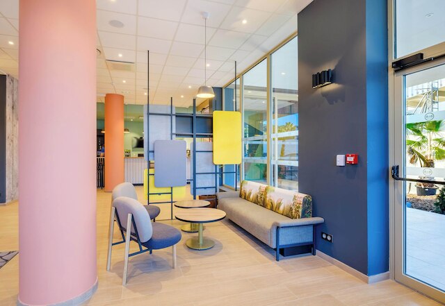 "B&Bホテル ニース スタジアム リビエラ"