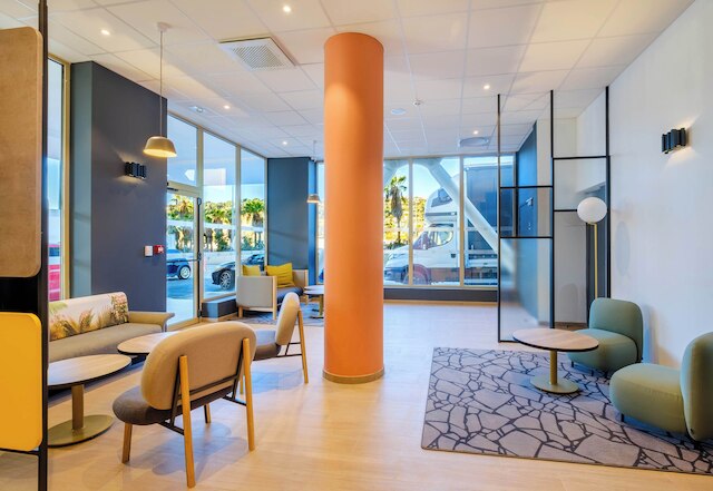 "B&Bホテル ニース スタジアム リビエラ"