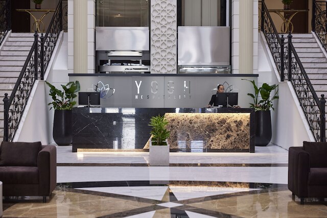 ヨグホスピタリティ