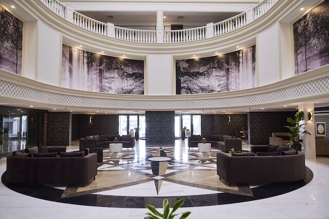 ヨグホスピタリティ