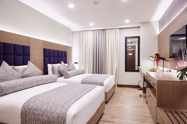 ヨグホスピタリティ