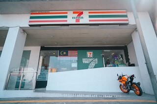 コージー スタジオ スイート アット ディ マジェスティ