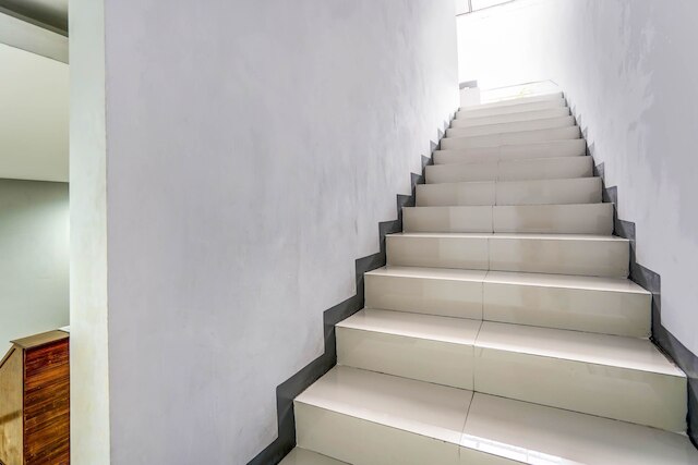 スーパー OYO ティティック コマ ゲストハウス