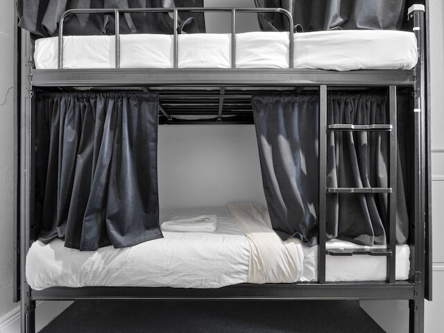 アズーロ ポッド ホテル ダーリング ハーバー