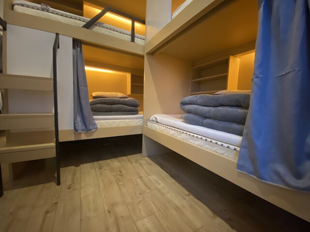 hengqi hostel at hangzhou