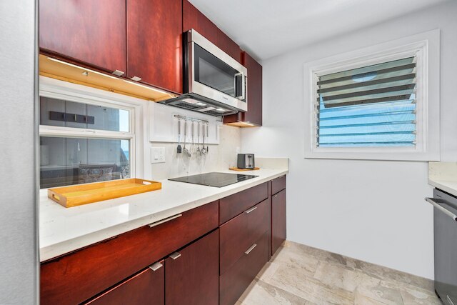 ビッグアイランド ケアウホウサーフ & ラケット 181 2 ベッドルームタウンハウス