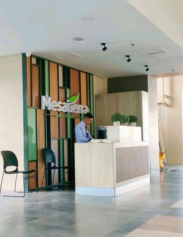 リナンズ メサティエラ ガーデン レジデンス