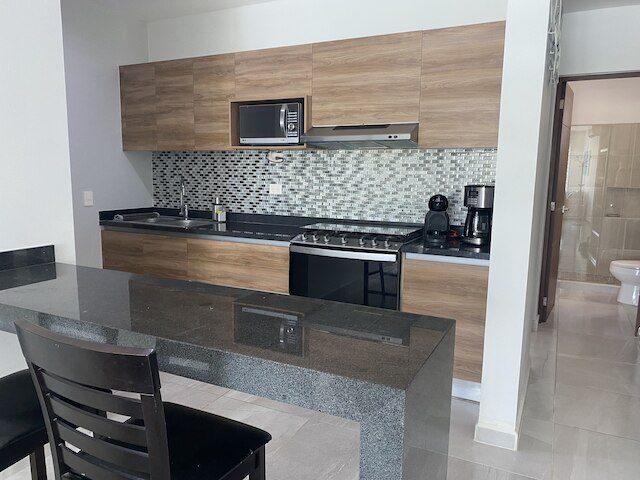 ロングアイランド・マディソンR14