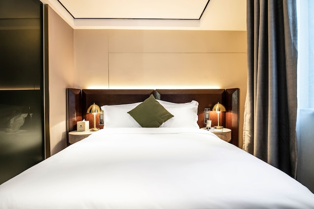 Housekeeper Hotel Beijing Road Branch