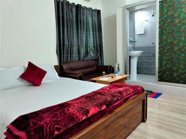 ホテルショプノ・ニバシュ