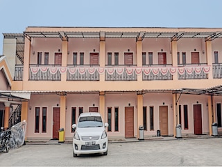 ホテル O クスマ レジデンス シャリア