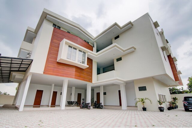 ホテル O サルティカ GH シャリア