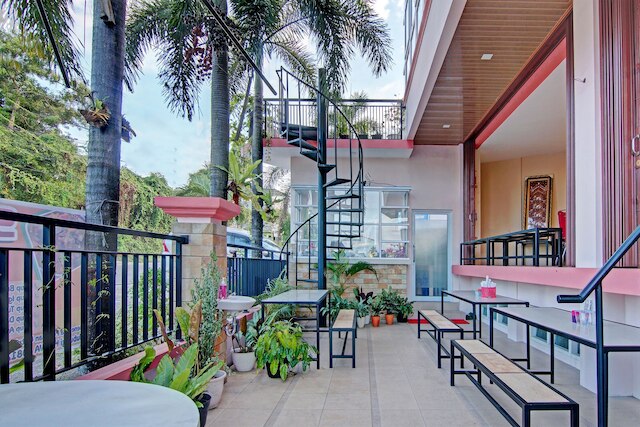 OYO  91951 アルミラ ホームステイ シャリア