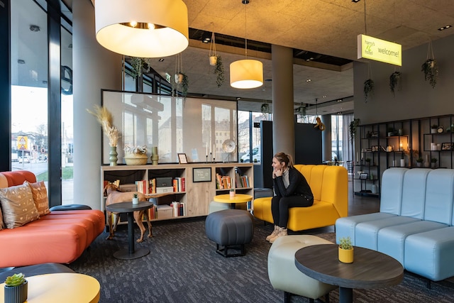 ハリーズ ホーム ザルツブルク