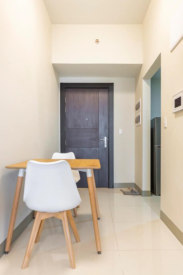 チャーミング スタジオ ユニット イン アップタウン パークスイーツ T2 BGC