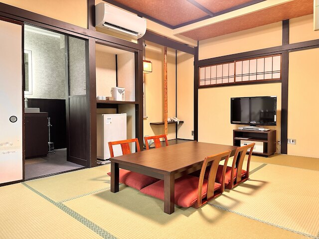 伊豆長岡温泉 湯治場 弘法の湯 本店