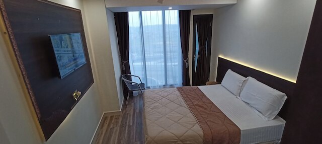 スリープレスト - ポルックス・ハビービ A0818