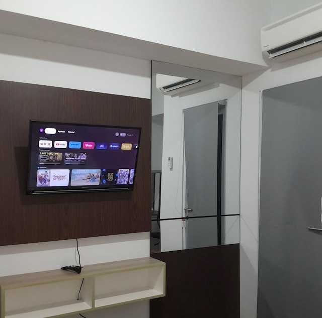 サジータ・レジデンス-ターマンサリー・マホガニー