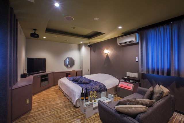 ホテルフォーシーズン - 大人限定 -