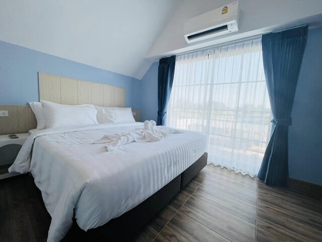 ジーオータムクリークチェンライ