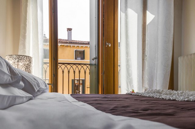 アッカデミアチャーム4 バイ ワンダフル イタリー