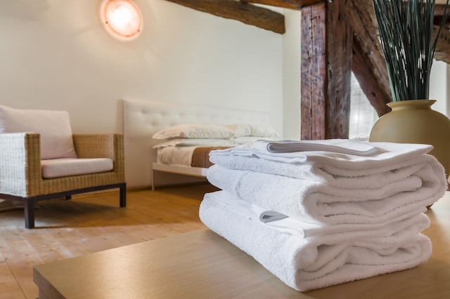 アカデミア チャーム 5 バイ ワンダフル イタリー